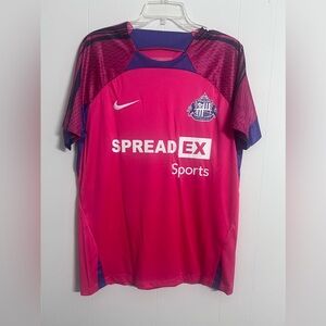 Nike Pink football jersey Sunderland
Away Football Shirt O’Nien 13 size Large